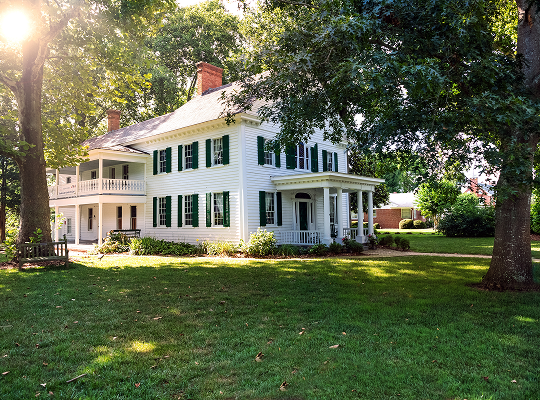 Tú defines, nosotros encontramos​